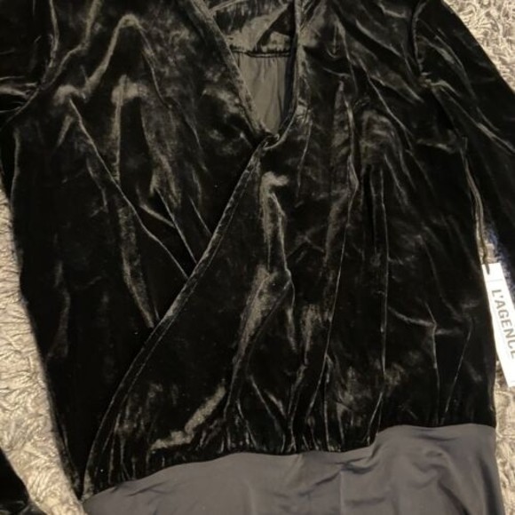 L’AGENCE NEW Marcella Wrap Effect Velvet Bodysuit In Black Size XS $450.00 - Picture 14 of 16